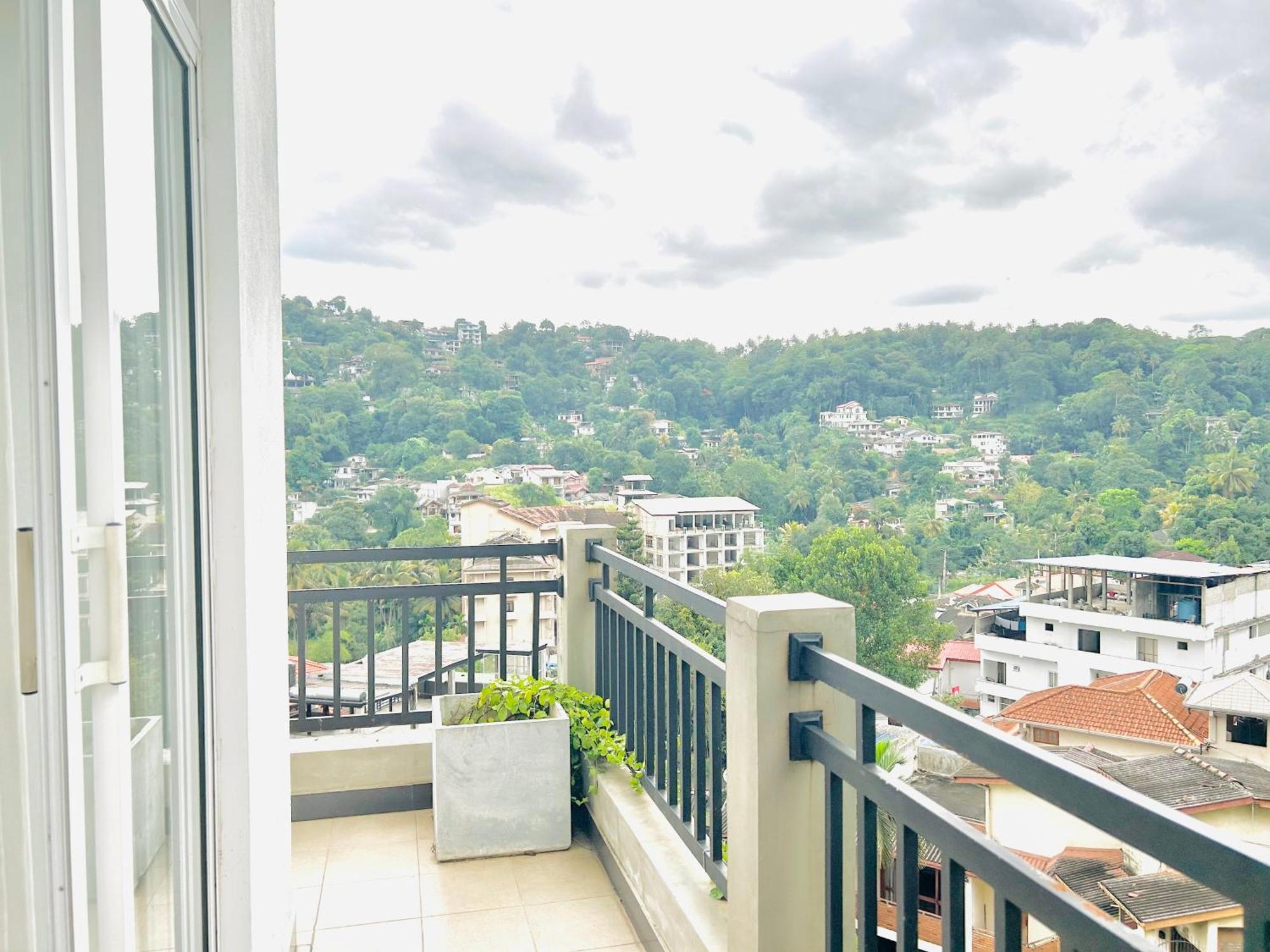 The Terrace Kandy Exterior photo